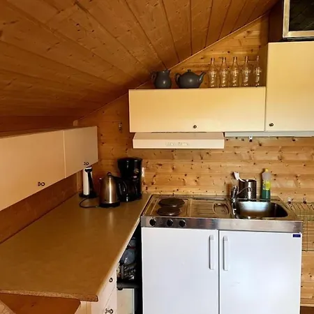 Stille Og Landlig, Men Sentrumsnaer Appartement