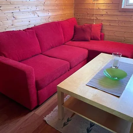 Appartement Stille Og Landlig, Men Sentrumsnaer